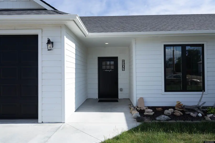 4707 Latigo Loop, Torrington, WY 82240 - #2