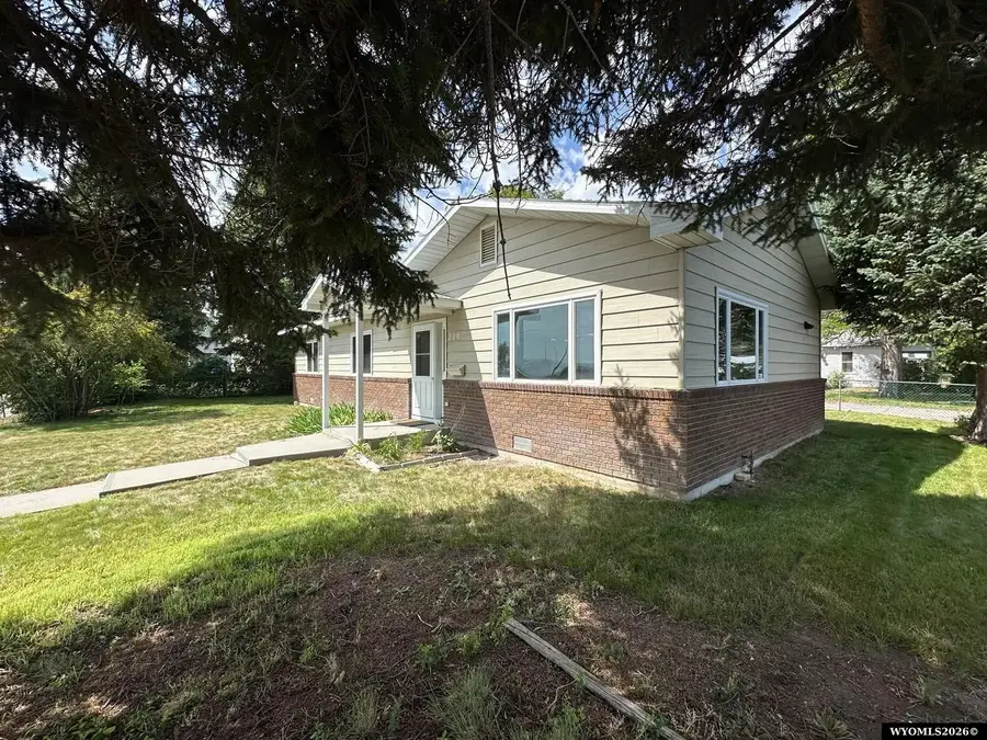 220 N 5th W, Riverton, WY 82501 - #3