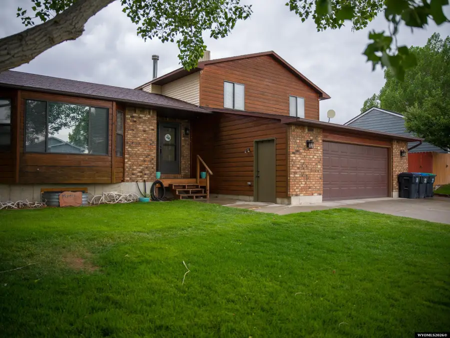 800 Saratoga Drive, Green River, WY 82935 - #2