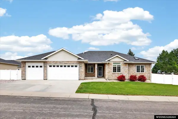 1406 Yorkshire, Casper, WY 82609