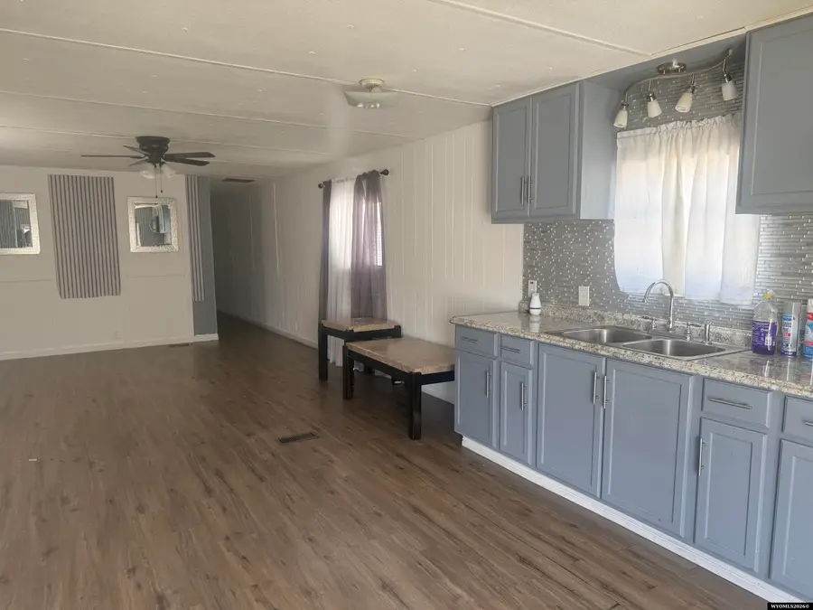 817 Apple Avenue, Rawlins, WY 82301 - #3