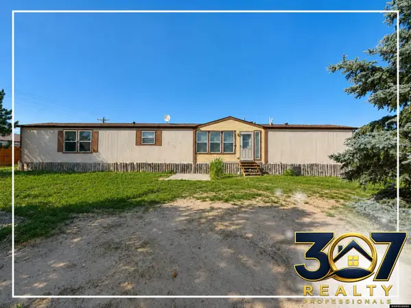 8639 Cemetary Road, Lingle, WY 82223