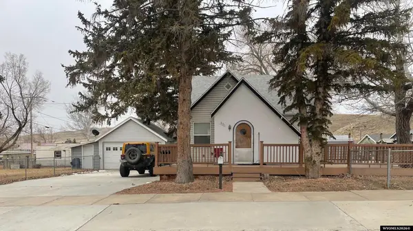 1120 W Maple St, Rawlins, WY 82301