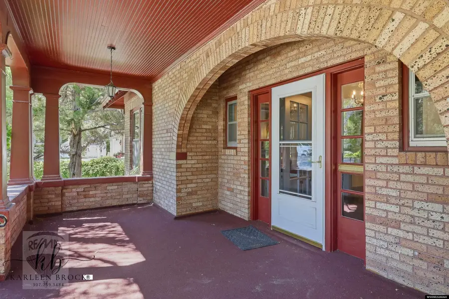1016 S Center St, Casper, WY 82601 - #2