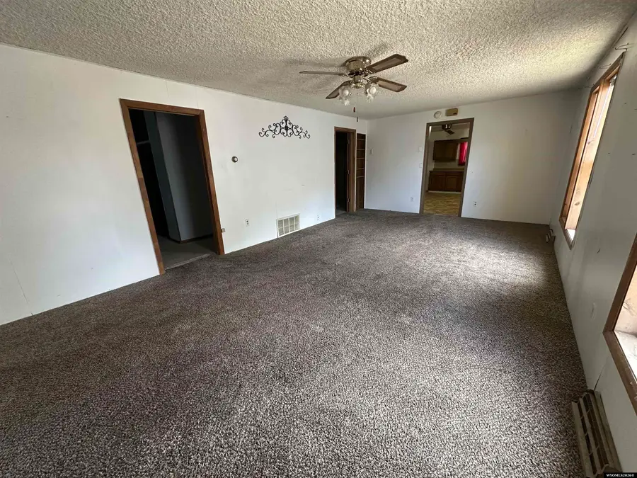 341 W 24, Torrington, WY 82240 - #3