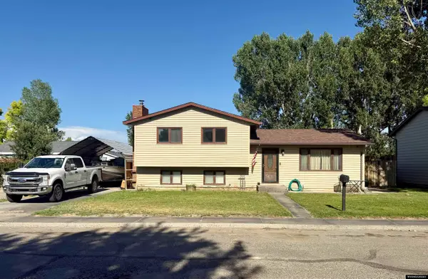 1808 Crest Way, Worland, WY 82401