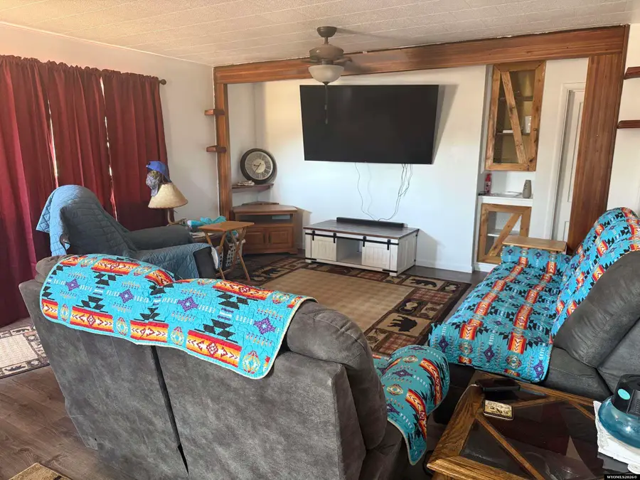 1121 veterans Avenue, Rawlins, WY 82301 - #3
