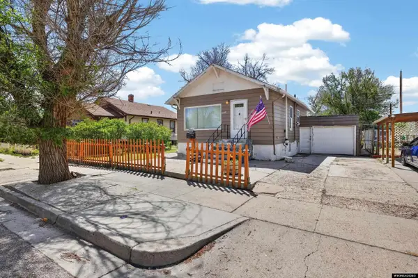 1210 S Cottonwood St, Casper, WY 82604