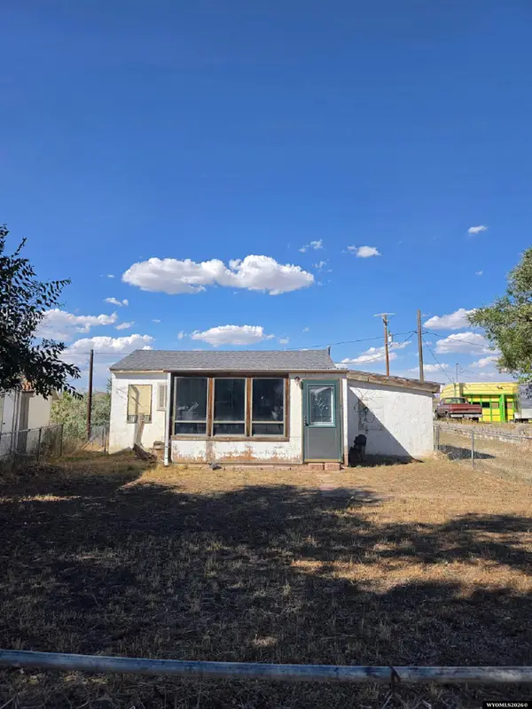 4290 Dodge St, Mills, WY 82604