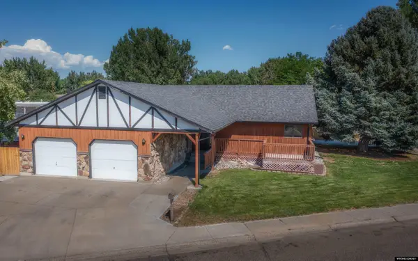 1835 Crimson, Worland, WY 82401