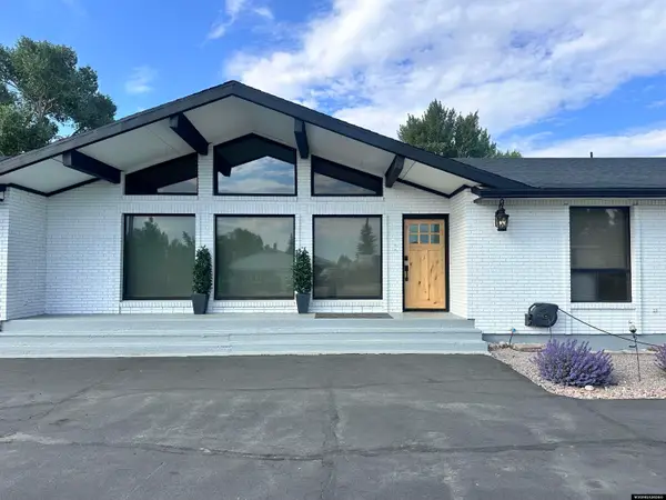 1337 Uinta Dr, Kemmerer, WY 83101