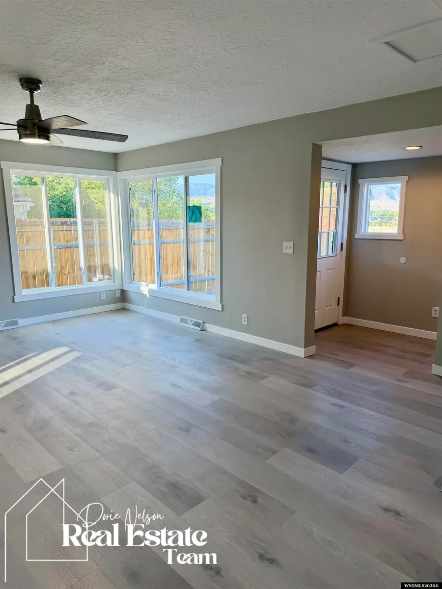 410 Morgan Avenue, Mills, WY 82644 - #3