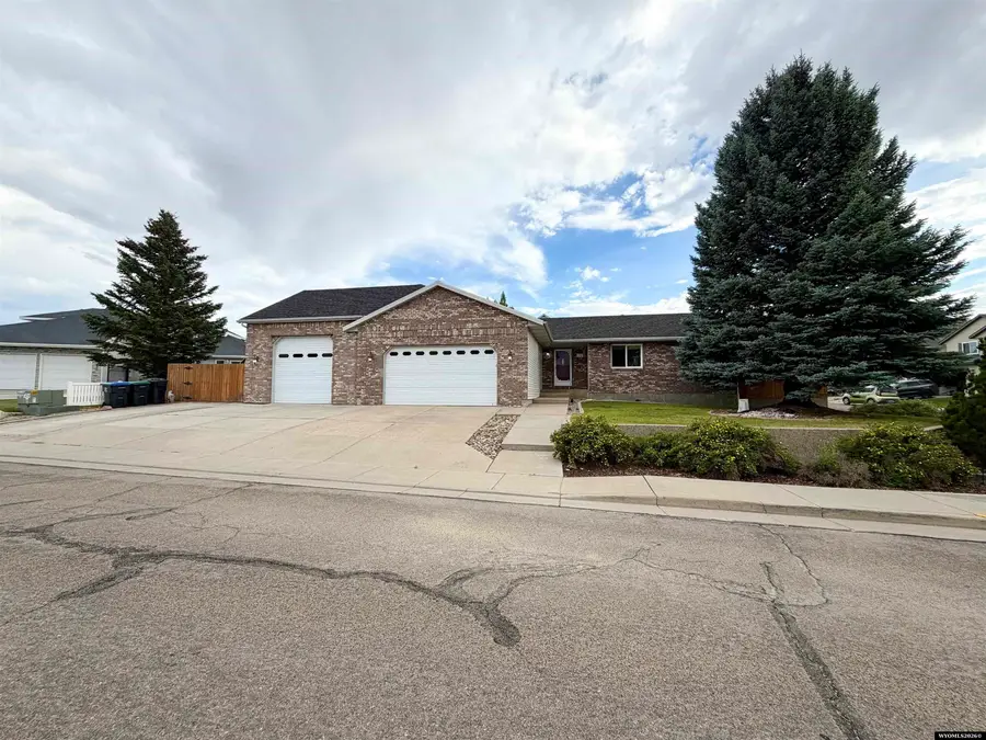 1730 Texas Way, Green River, WY 82935 - #2