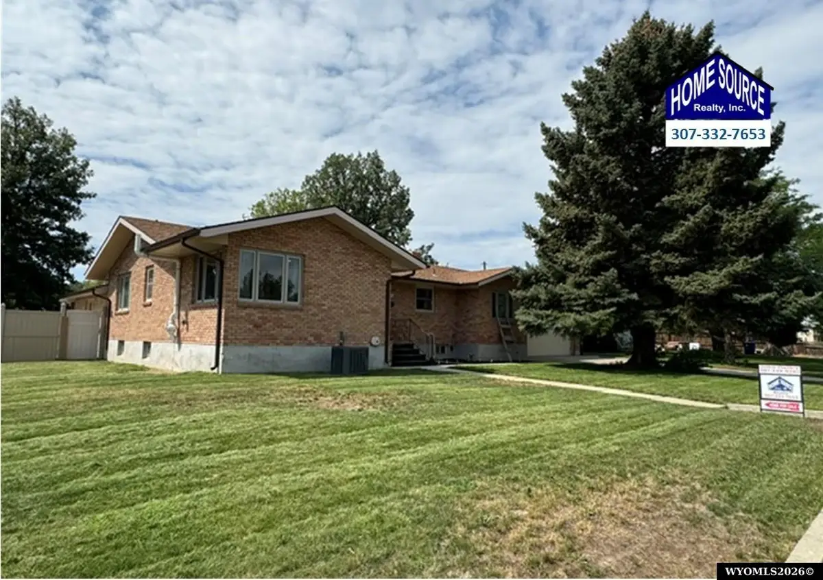 141 E Sunset Drive, Riverton, WY 82501 - #1