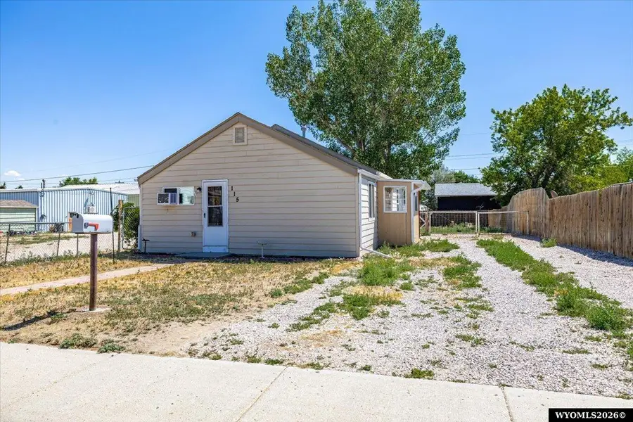 115 N 5th Avenue, Mills, WY 82604 - #3
