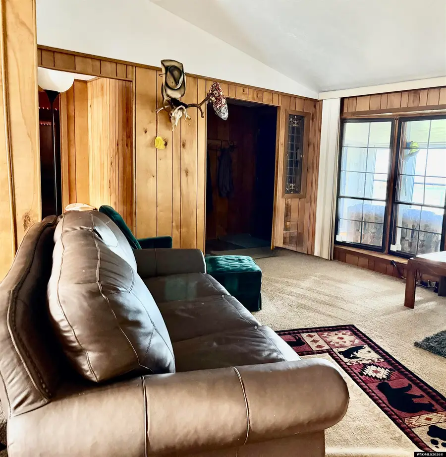 654 Oak Dr, Mountain View, WY 82939 - #2