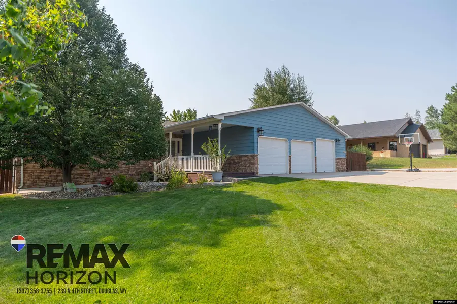684 Williams Street, Douglas, WY 82633 - #2