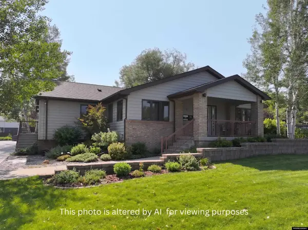 890 N 2nd, Lander, WY 82520