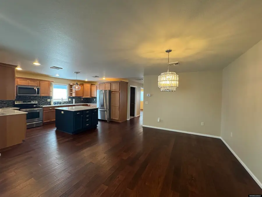 1050 Pioneer Avenue, Riverton, WY 82501 - #3
