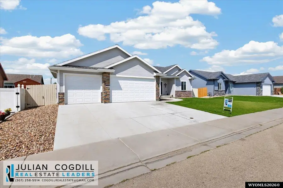 1810 Inca Trail, Bar Nunn, WY 82604 - #2