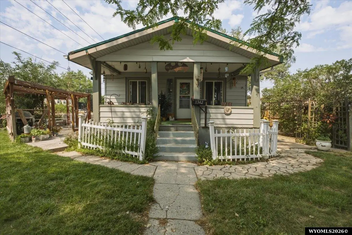 1342 S Cottonwood St, Casper, WY 82604 - #1