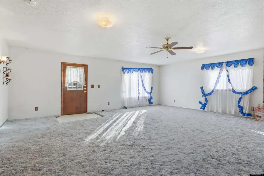205 E State Street, Rawlins, WY 82301 - #3