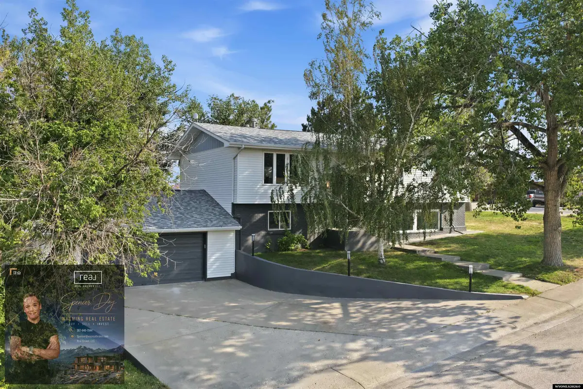 615 W Fir, Glenrock, WY 82637 - #1