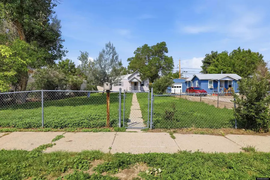 324 S Elk ST, Casper, WY 82601 - #3