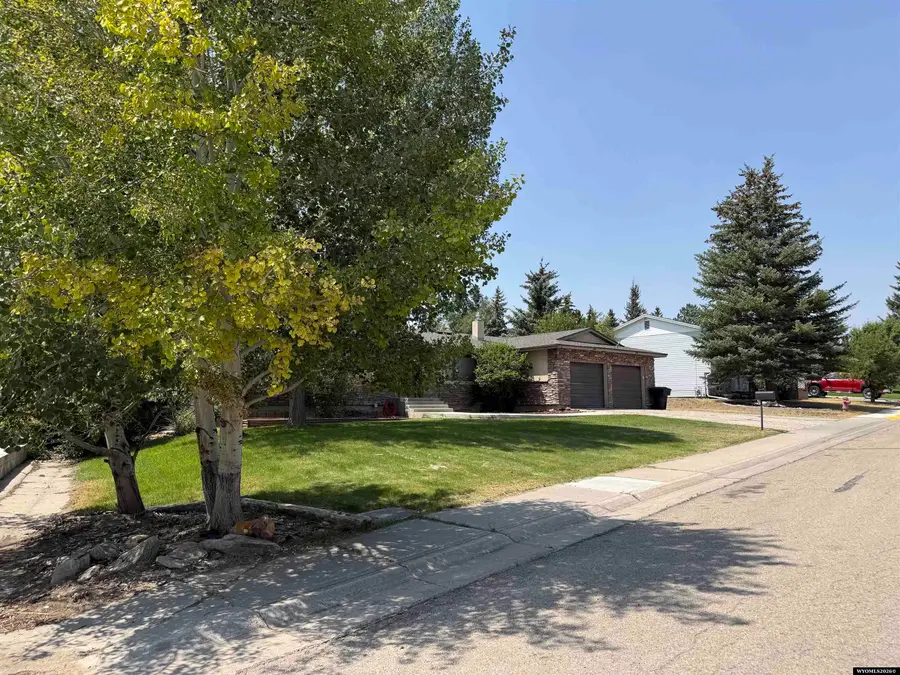 1335 7th W Ave, Kemmerer, WY 83101 - #2