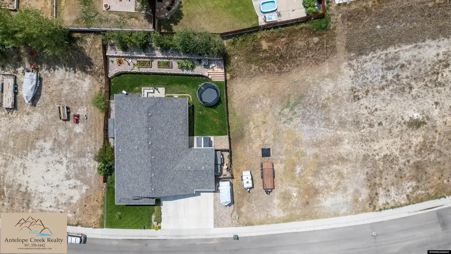 970 Eagle Dr, Douglas, WY 82633 - #2