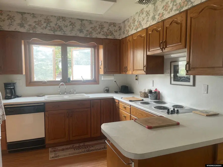 903 12th Street, Rawlins, WY 82301-6516 - #2