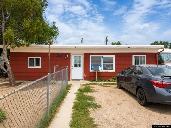 260 Leavitt ST, Evansville, WY 82636
