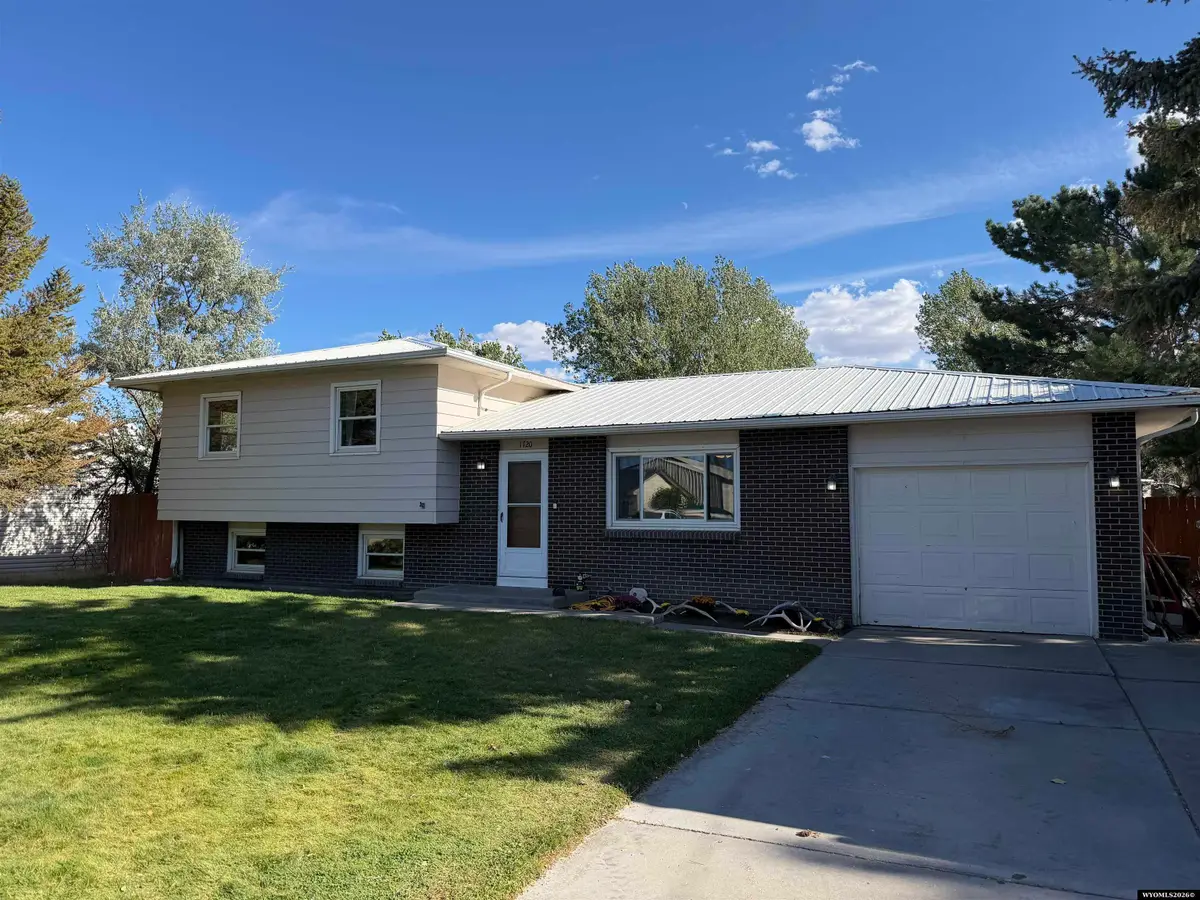 1720 Loch Ness Drive, Rawlins, WY 82301 - #1
