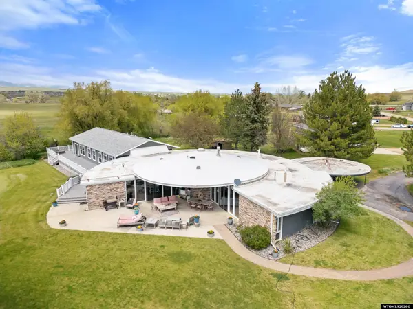 18 Circle 8 Drive, Sheridan, WY 82801-0000