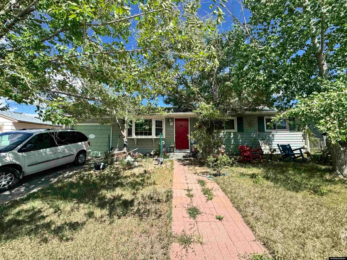 433 Holmes, Evansville, WY 82636 - #1
