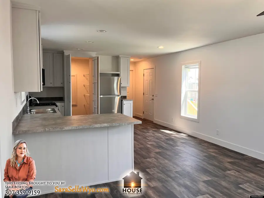 401 S Russell Ave Lot 17, Douglas, WY 82633 - #2