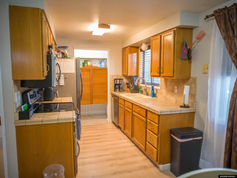 2525 Colorado Drive, Green River, WY 82935 - #2
