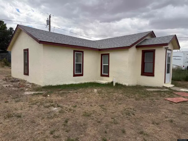 528 W Davis Street, Rawlins, WY 82301
