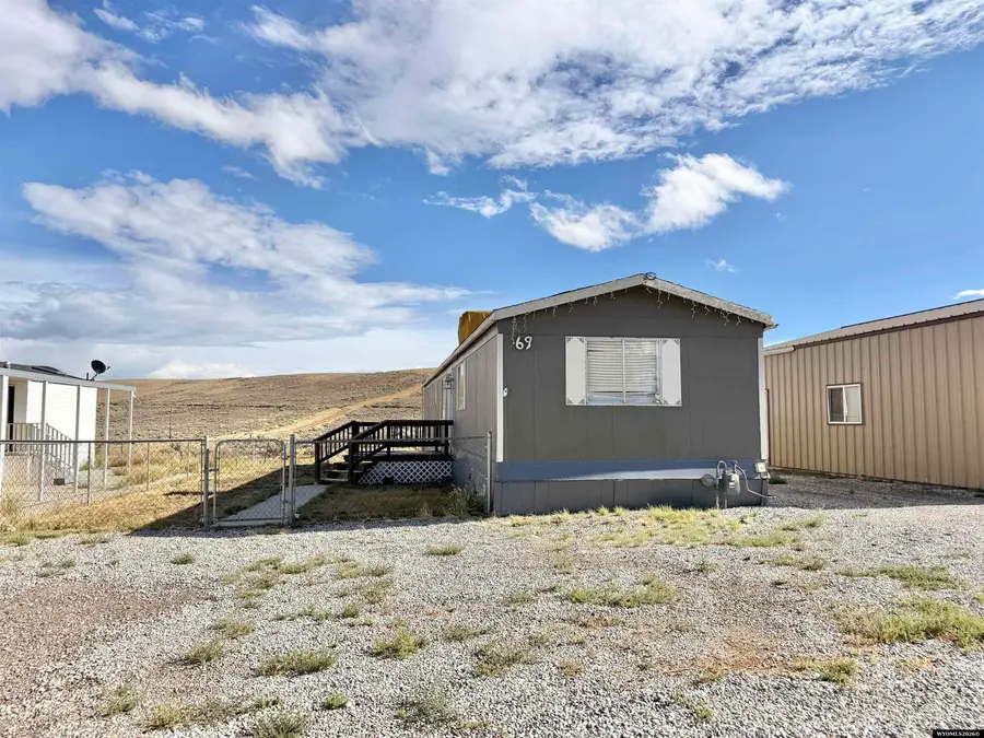69 Twin Creek Street, Diamondville, WY 83116 - #2