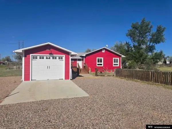 7 Miller Road, Glenrock, WY 82637
