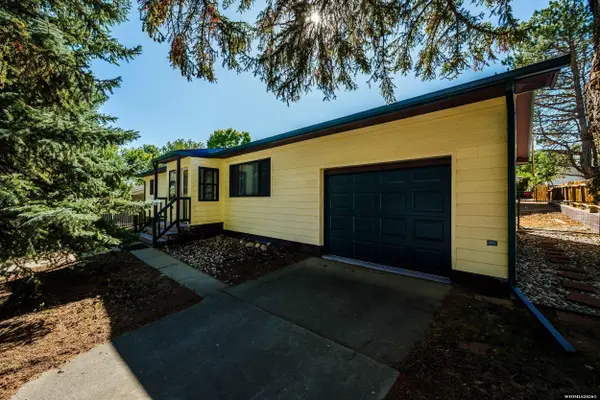 1016 N Burritt Avenue, Buffalo, WY 82834