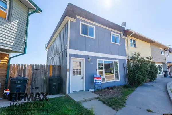 168 Roanoke Trail, Glenrock, WY 82637