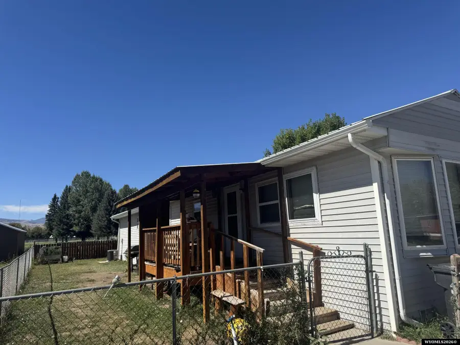 945 Riverview Drive, Lander, WY 82520 - #3