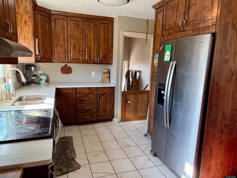 1112 S Jeffers Drive, Rawlins, WY 82301 - #3
