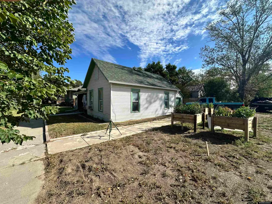 201 Leiter Avenue, Lingle, WY 82223 - #2