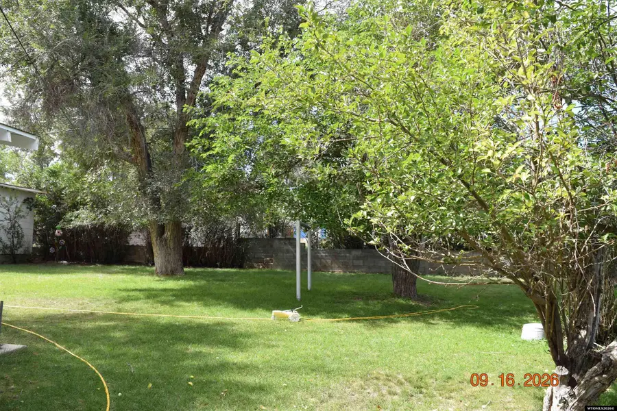 621 & 625 S 4th Street, Glenrock, WY 82637 - #3