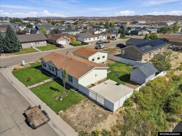 3733 Blue Heron St, Rock Springs, WY 82901-3497