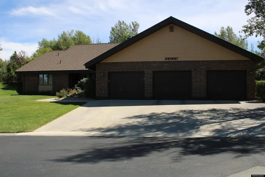 2035 Rustic Dr, Casper, WY 82609 - #2