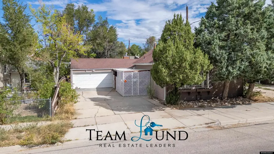 718 E 5th Street, Casper, WY 82601 - #2