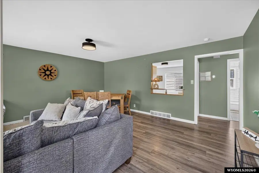 1905 Hyview Dr, Casper, WY 82604 - #2